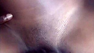 horny ebony gets hardcore quickie with big cock