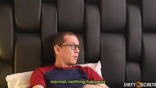 सौतेले बाप सोते बगल में सौतेली बहन को जोरदार चोदा, चूत टपक रही!