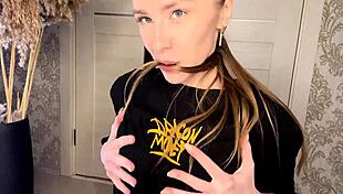 Curvy Redhead's Juicy Pussy Close-Up Fingering and Ass Shaking Tease