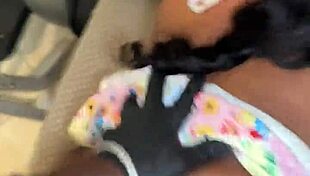 भाई तेरी गर्ल मेरे बार में हॉट वो थॉट चूत जोरदार चुदवाती??