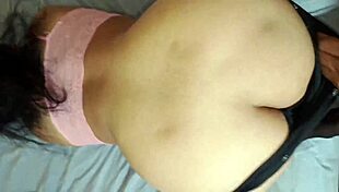 शादीशुदा मर्द पैंट उतारकर हिंदी चुदाई बातें करता