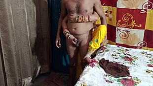 पहली बार सील तोड़ते गंदी चूत चुदाई में दर्द से चीखी