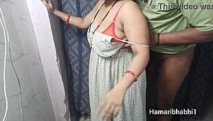 Sexy indian desi curvy bhabhi tempts with her fat ass and huge natural tits waiting.