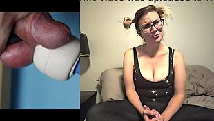 hey blake lee you loving watching me stroke my cock hard don't you wanna see me explode?