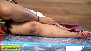 बंगाली गाँव की बीवी पति से छुपकर चुदाई का मजा लेती है