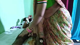 Indian bhabhi moans riding cock in tight pussy chudai