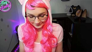 My petite cosplay stepsis gave ahegao blowjob swallowing my cum.