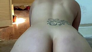 Young slut fucks older guy cheating on boyfriend doggystyle at trap house