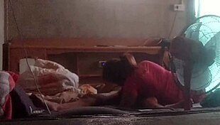 Homemade video of cute petite asian teen getting creampied