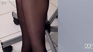 Nurse's Twat Testing Tech Ignites Unbearable Lust in Heels and Lingerie