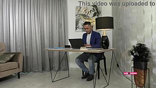 My family keeps it intimately close short