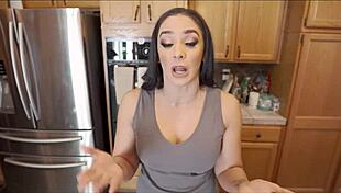 Stepmom Sheena Ryder sins pre-church