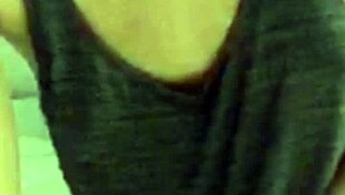 wanna see this periscope chica touch her wet pussy on webcam???