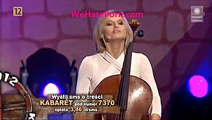 violinists accidentally flash upskirt panties during live performance