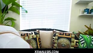 Xsmall ginger Harper Red pounds stepsis in gratitude