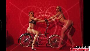 sexy angel babe 18+ gets wild 😈🔥💦